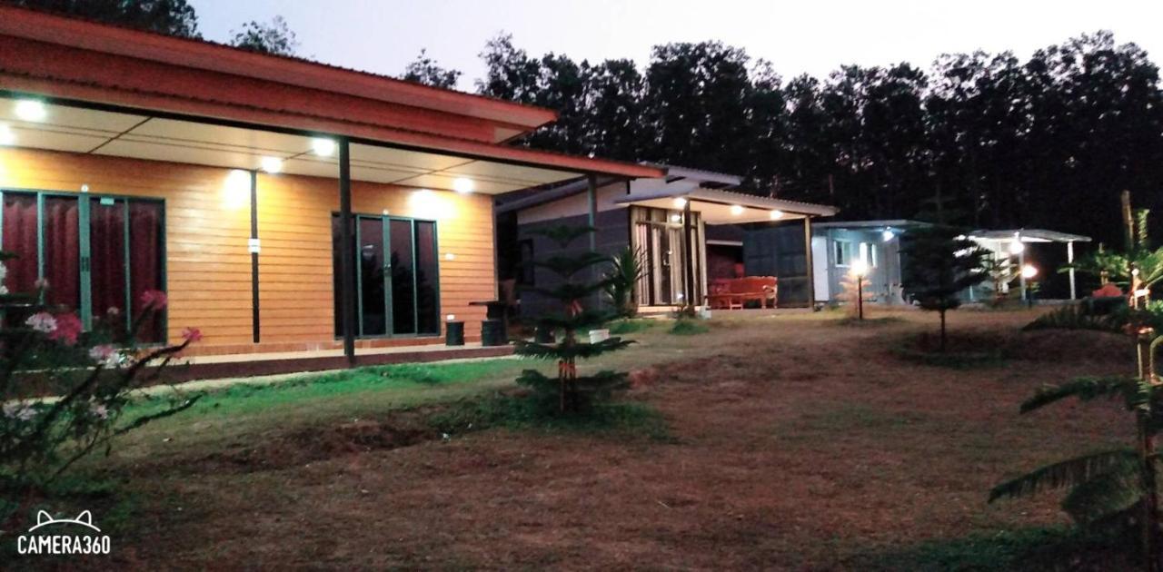 เฟรนด์แคมป์ Khao Kho Exterior foto